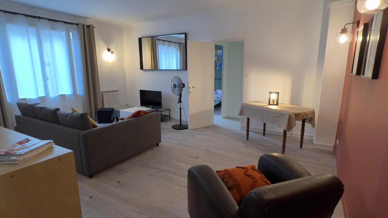 Escale Marseillaise, Grand T2 Calme, Pres Du Vieux Port Pour 2 A 4 Personnes, Nettoyage Rigoureux Apartment Marseille Exterior photo